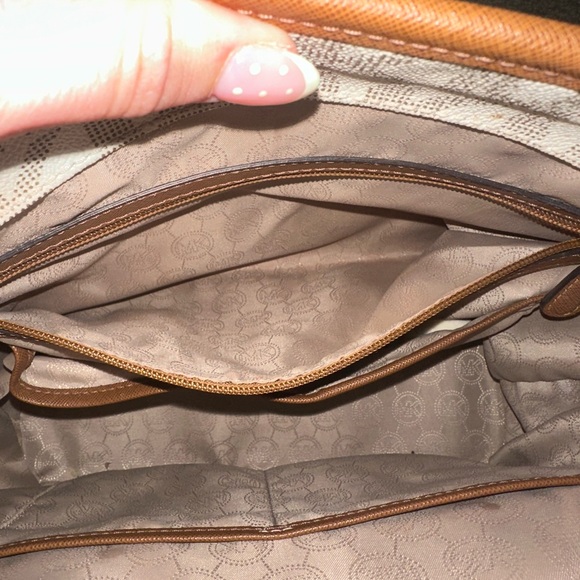 Michael Kors White and Brown Tote Bag - Picture 4 of 4